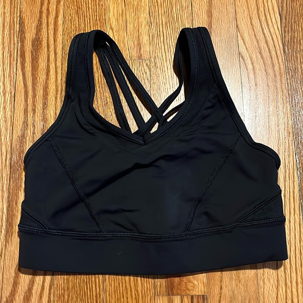 Lululemon | Size 4, Sports Bra